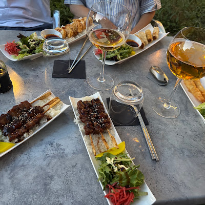 Plat servi chez TOM restaurant coréen, japonais et mongole, photographié par xavier de Radiguès