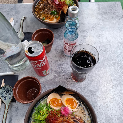 Plat servi chez TOM restaurant coréen, japonais et mongole, photographié par Thy Vân Manon Huynh