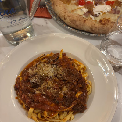 Plat servi chez Titina - Trattoria à La Clusaz, photographié par Thelma Rouge