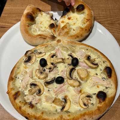Plat servi chez Momento Pizzas, photographié par Vithaya Boutsavath (Kiné à domicile)