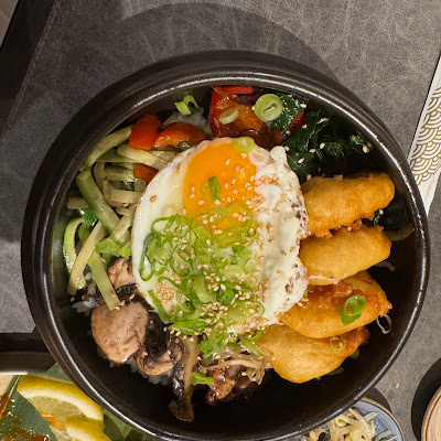 Plat servi chez TOM restaurant coréen, japonais et mongole, photographié par Danièle Bueche
