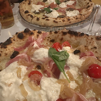 Plat servi chez Titina - Trattoria à La Clusaz, photographié par lisa petit