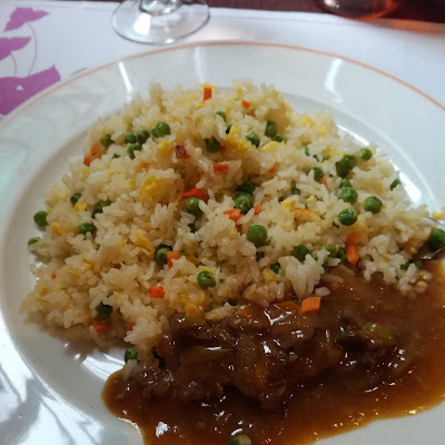 Plat servi chez Saveur Sans Frontière, photographié par AS AS