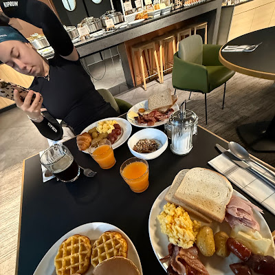 Plat servi chez The Craic, photographié par Loubna Latif