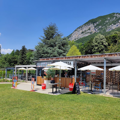 Restaurant de la Plage à Menthon-Saint-Bernard : plat photographié par antoine bertheau