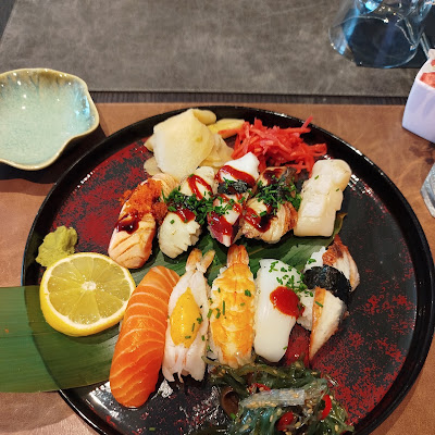 Plat servi chez TOM restaurant coréen, japonais et mongole, photographié par Roy Laubin